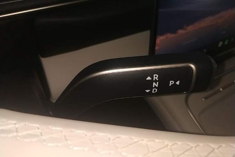 Used Nio ES6 2025 75 kWh Gear Lever