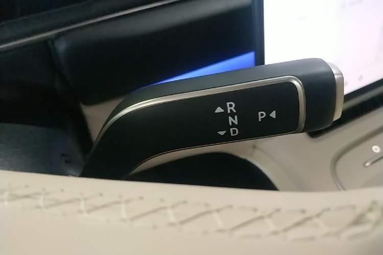 Used Nio ES6 2025 75 kWh Gear Lever