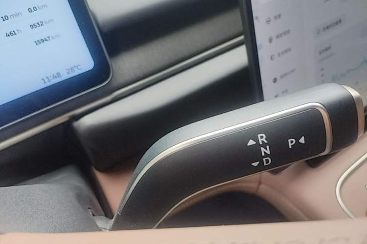 Used Nio ES6 2025 75 kWh Gear Lever