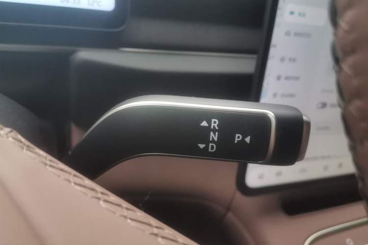 Used Nio ES6 2025 75 kWh Gear Lever