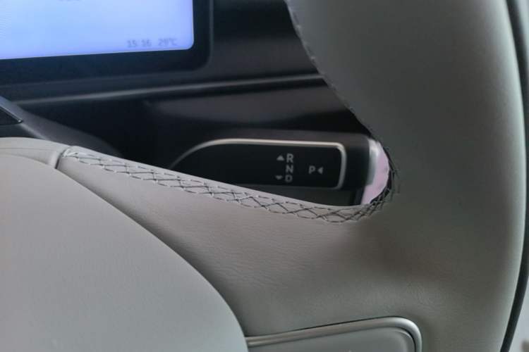 Used Nio ES6 2025 75 kWh Gear Lever