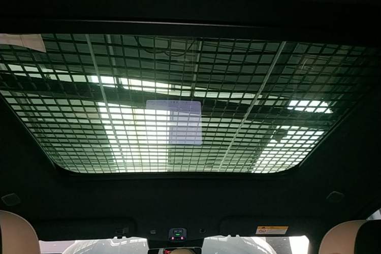 Used Nio ES6 2025 75 kWh Headliner