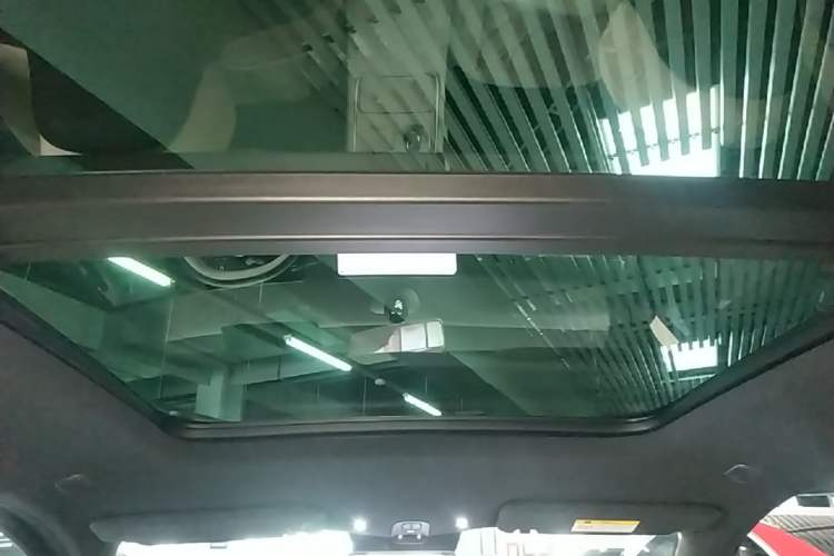 Used Nio ES6 2025 75 kWh Headliner