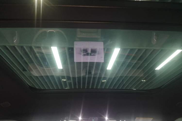 Used Nio ES6 2025 75 kWh Headliner