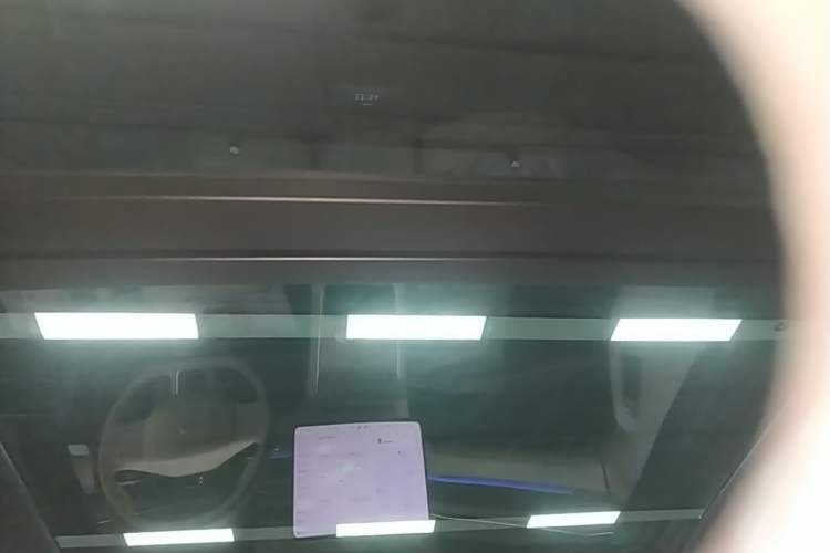 Used Nio ES6 2025 75 kWh Headliner