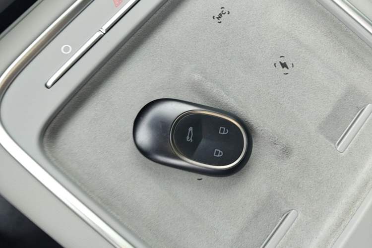 Used Nio ES6 2025 75 kWh Interior 1