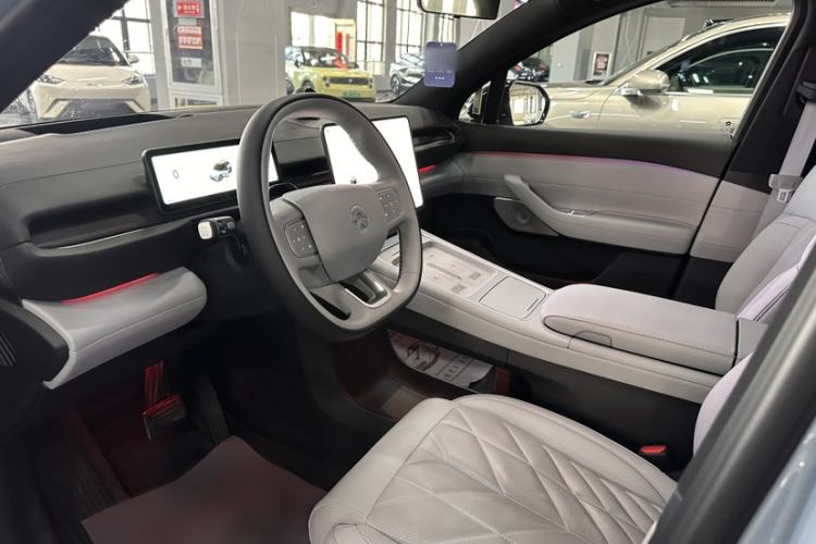 Used Nio ES6 2025 75 kWh Interior 1