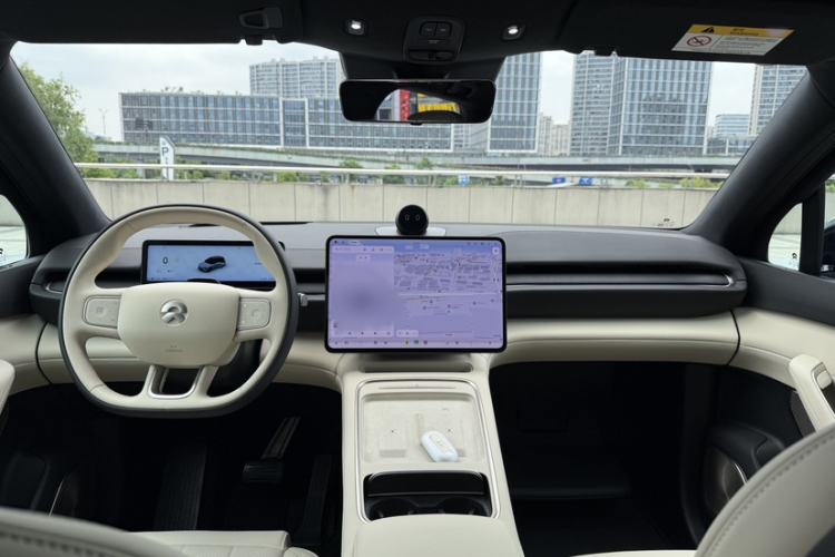 Used Nio ES6 2025 75 kWh Interior 5