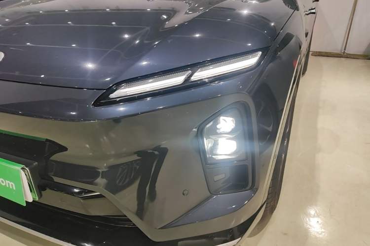Used Nio ES6 2025 75 kWh Left Front Headlight