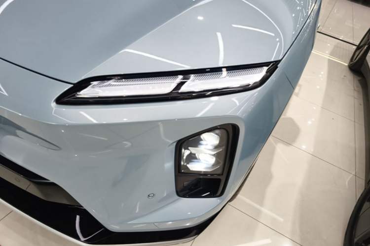 Used Nio ES6 2025 75 kWh Left Front Headlight