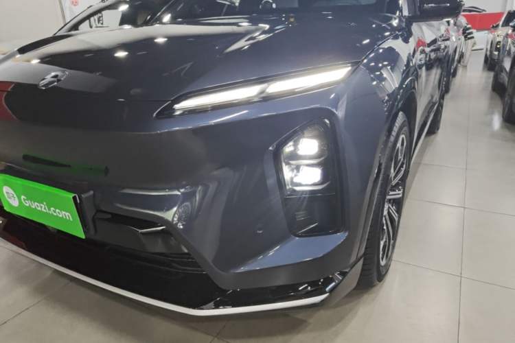 Used Nio ES6 2025 75 kWh Left Front Headlight