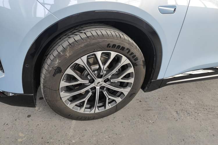 Used Nio ES6 2025 75 kWh Left Front Wheel Hub