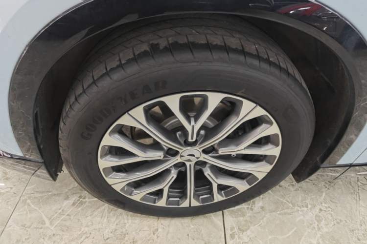 Used Nio ES6 2025 75 kWh Left Front Wheel Hub