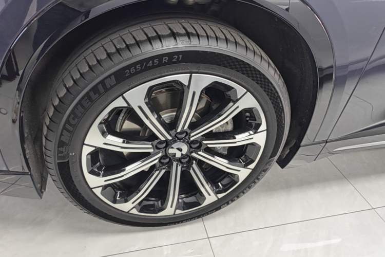 Used Nio ES6 2025 75 kWh Left Front Wheel Hub