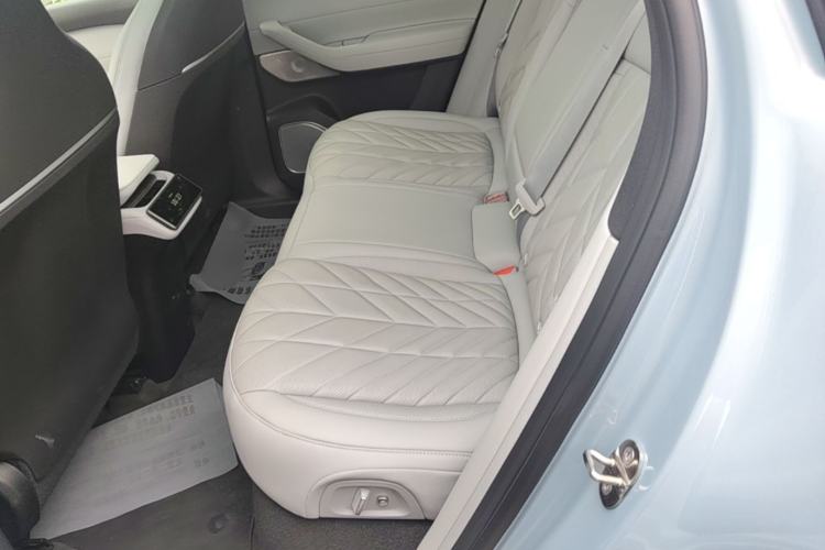 Used Nio ES6 2025 75 kWh Left Rear Seat