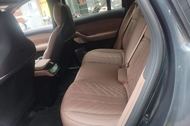 Used Nio ES6 2025 75 kWh Left Rear Seat