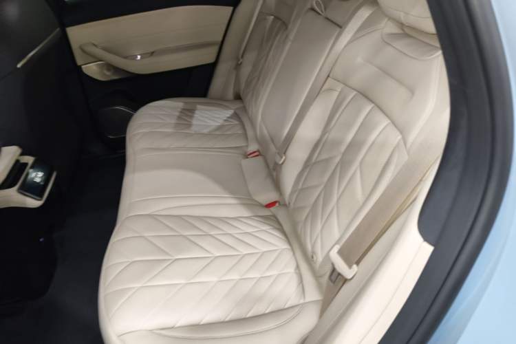 Used Nio ES6 2025 75 kWh Left Rear Seat