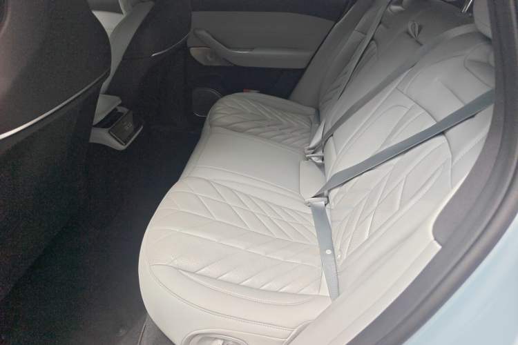 Used Nio ES6 2025 75 kWh Left Rear Seat