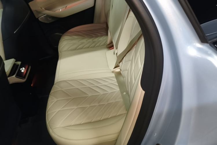 Used Nio ES6 2025 75 kWh Left Rear Seat