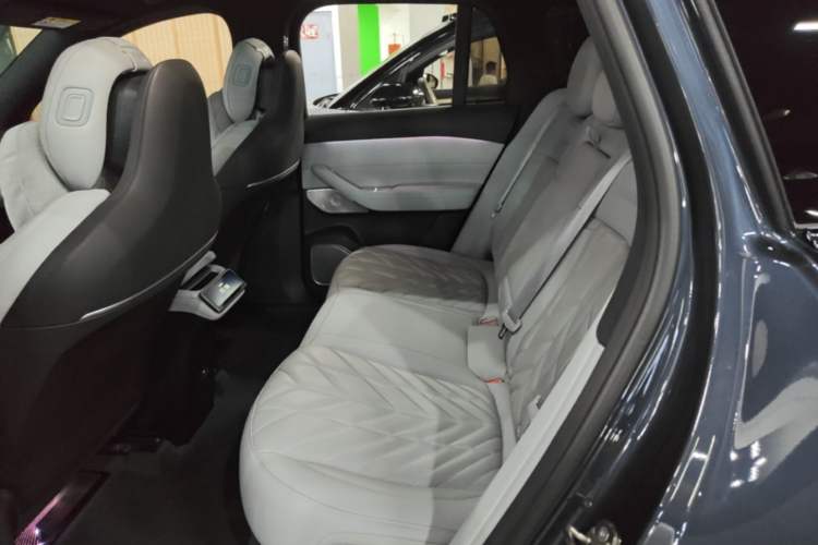 Used Nio ES6 2025 75 kWh Left Rear Seat