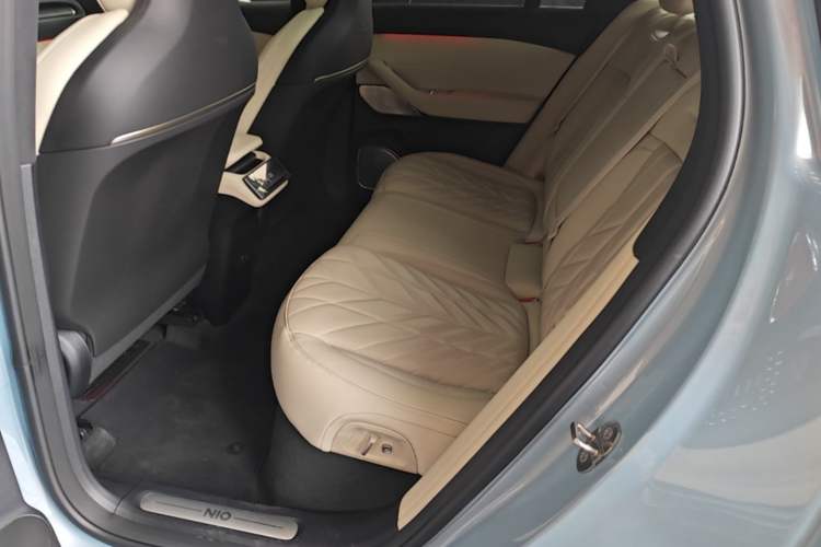 Used Nio ES6 2025 75 kWh Left Rear Seat
