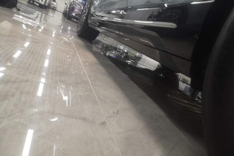 Used Nio ES6 2025 75 kWh Left Side Sill