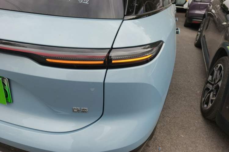 Used Nio ES6 2025 75 kWh Right Rear Taillight