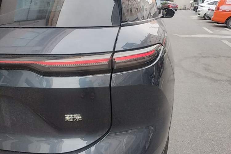 Used Nio ES6 2025 75 kWh Right Rear Taillight
