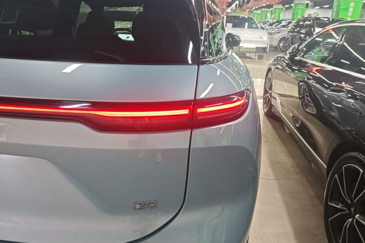 Used Nio ES6 2025 75 kWh Right Rear Taillight