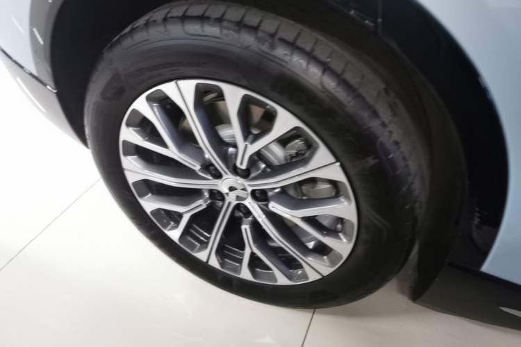 Used Nio ES6 2025 75 kWh Right Rear Wheel Hub