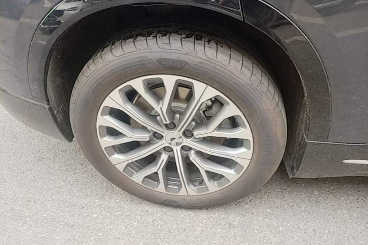 Used Nio ES6 2025 75 kWh Right Rear Wheel Hub