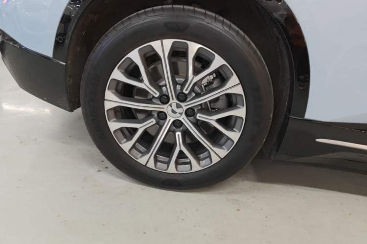 Used Nio ES6 2025 75 kWh Right Rear Wheel Hub