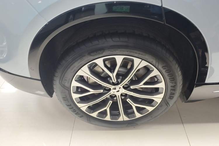 Used Nio ES6 2025 75 kWh Right Rear Wheel Hub