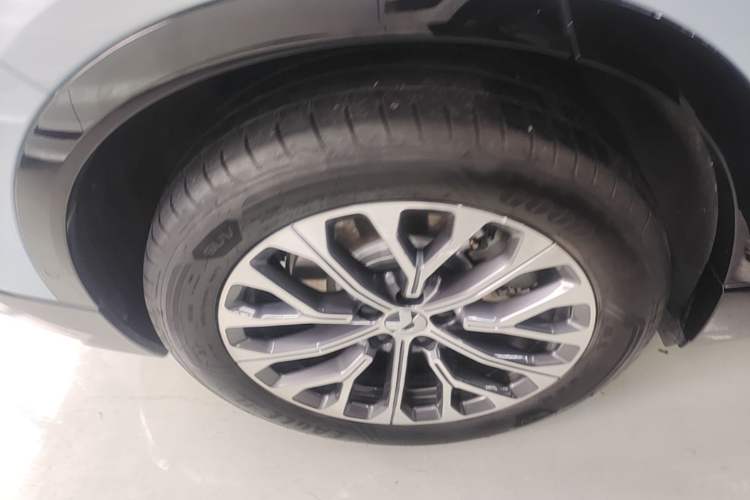 Used Nio ES6 2025 75 kWh Right Rear Wheel Hub