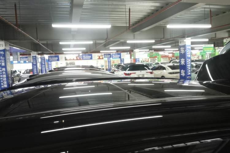 Used Nio ES6 2025 75 kWh Roof