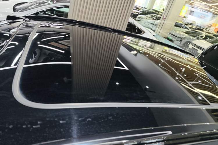 Used Nio ES6 2025 75 kWh Roof