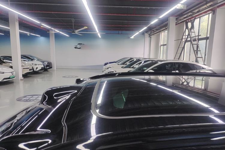 Used Nio ES6 2025 75 kWh Roof