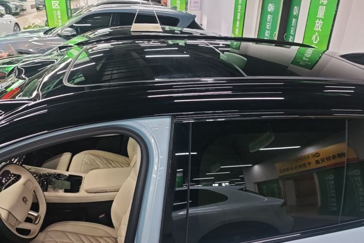 Used Nio ES6 2025 75 kWh Roof