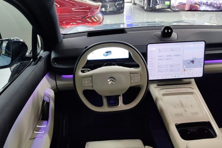 Used Nio ES6 2025 75 kWh Steering Wheel