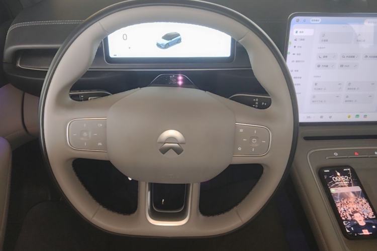 Used Nio ES6 2025 75 kWh Steering Wheel