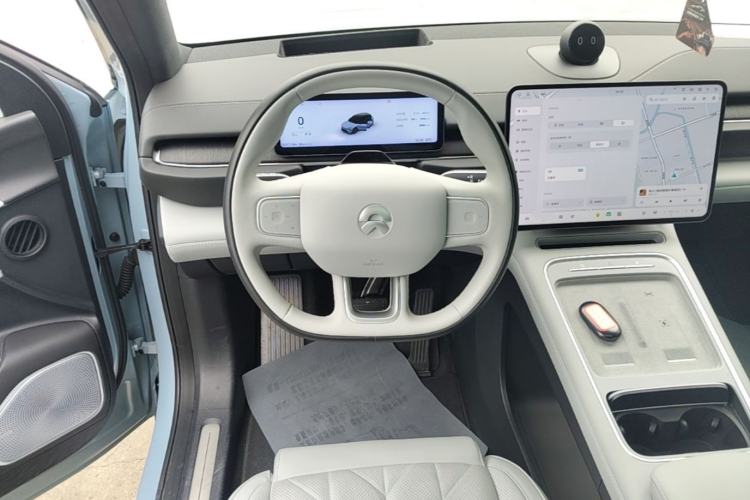 Used Nio ES6 2025 75 kWh Steering Wheel