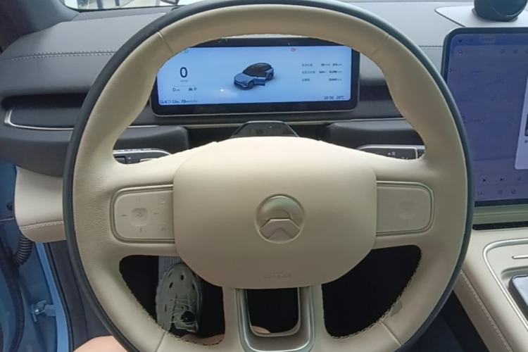 Used Nio ES6 2025 75 kWh Steering Wheel