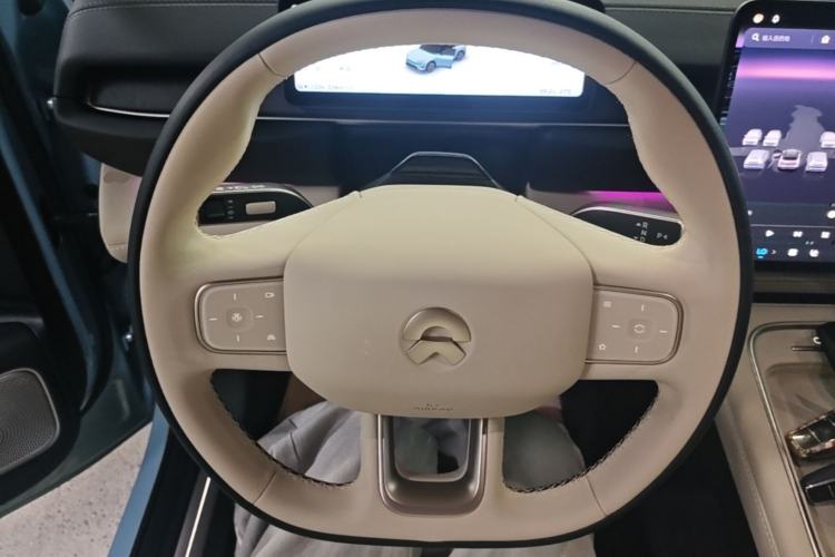 Used Nio ES6 2025 75 kWh Steering Wheel