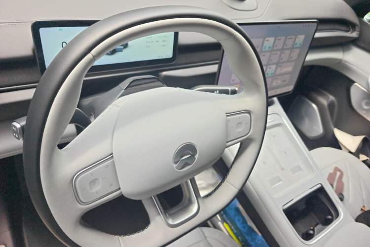 Used Nio ES6 2025 75 kWh Steering Wheel