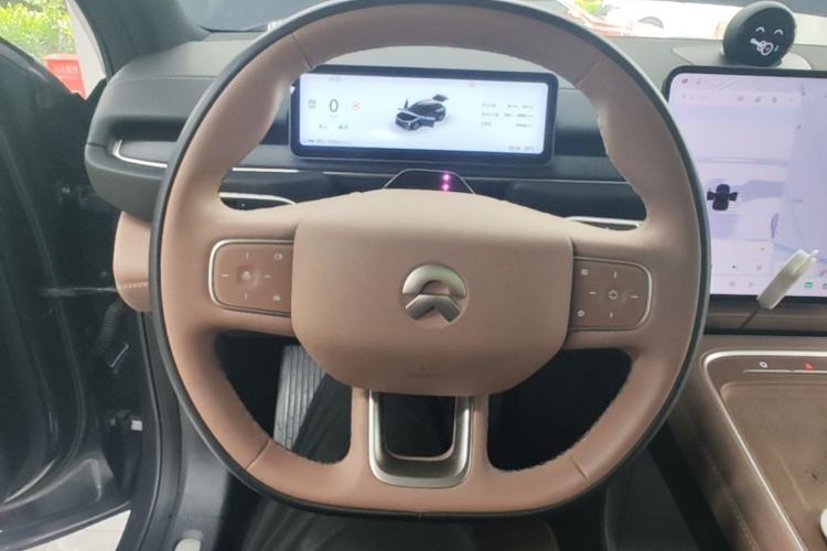 Used Nio ES6 2025 75 kWh Steering Wheel