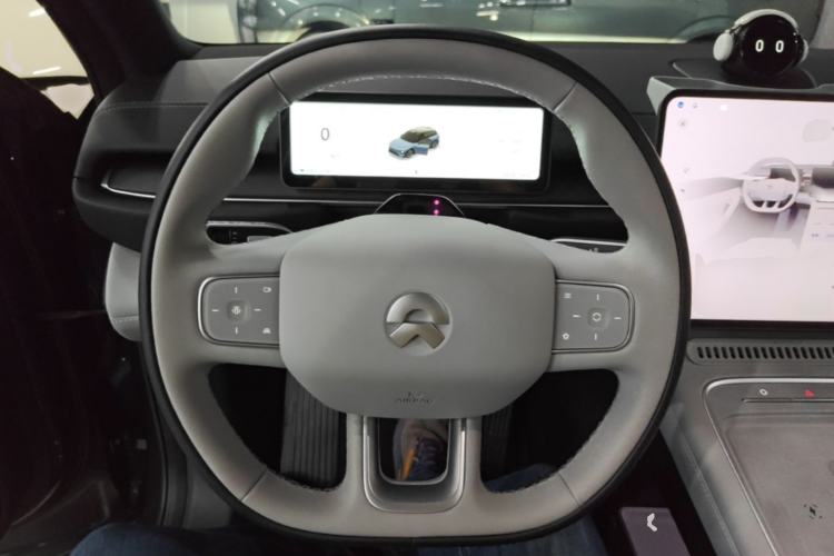 Used Nio ES6 2025 75 kWh Steering Wheel