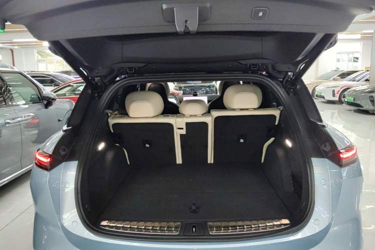 Used Nio ES6 2025 75 kWh Trunk