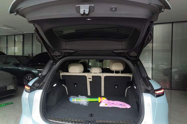 Used Nio ES6 2025 75 kWh Trunk