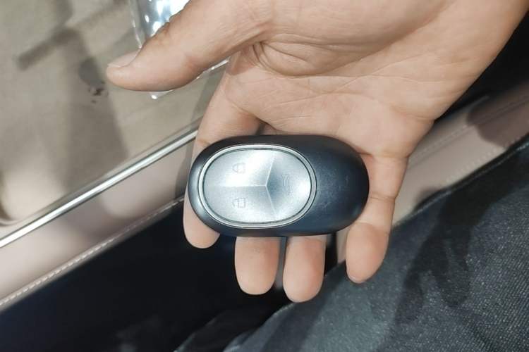 Used Nio ES6 2025 75 kWh Vehicle Key
