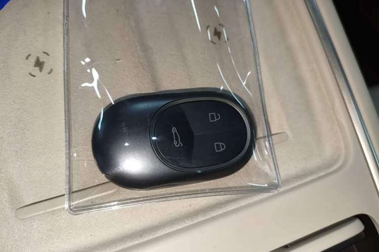 Used Nio ES6 2025 75 kWh Vehicle Key